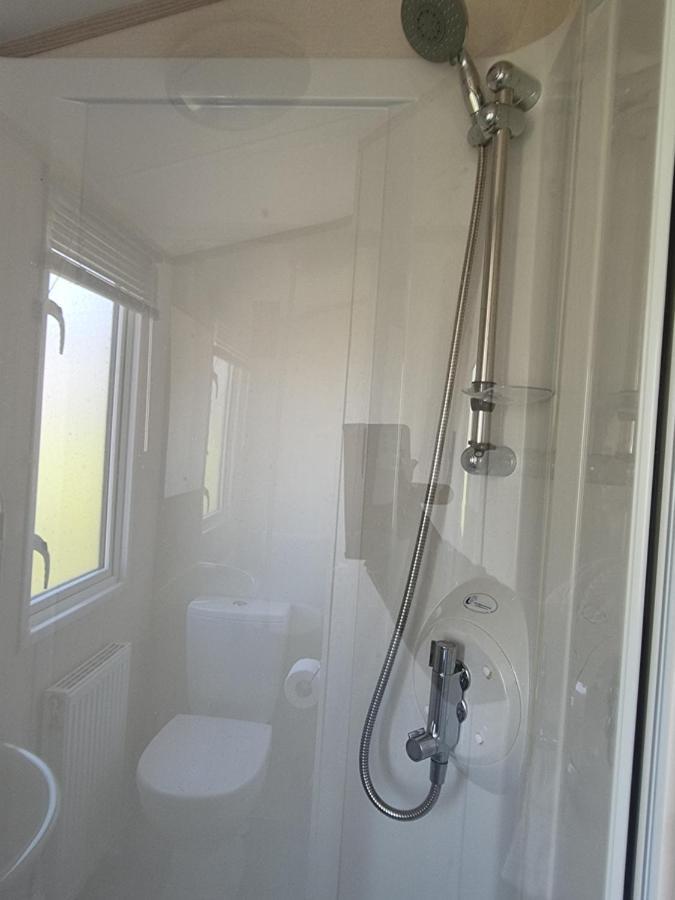 Static Caravan To Hire , Hoburne Devon Bay Goodrington Exterior photo