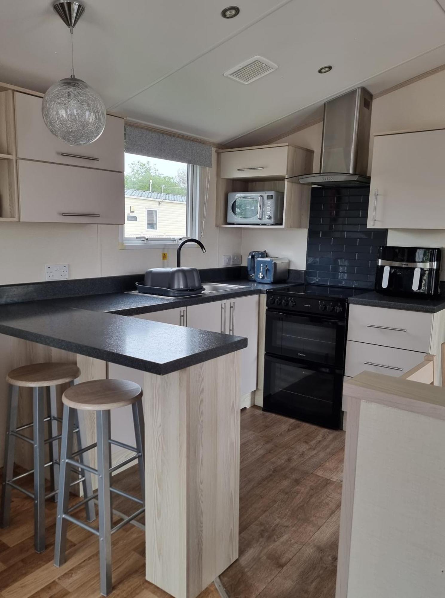 Static Caravan To Hire , Hoburne Devon Bay Goodrington Exterior photo